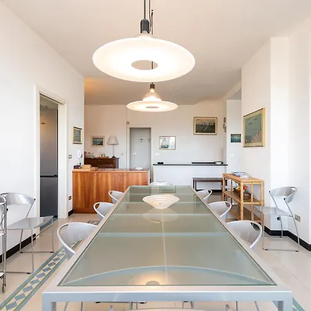 Nettuno- Bluchalet * Zoagli